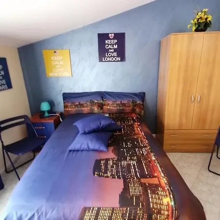 City House Hébergement de vacances *